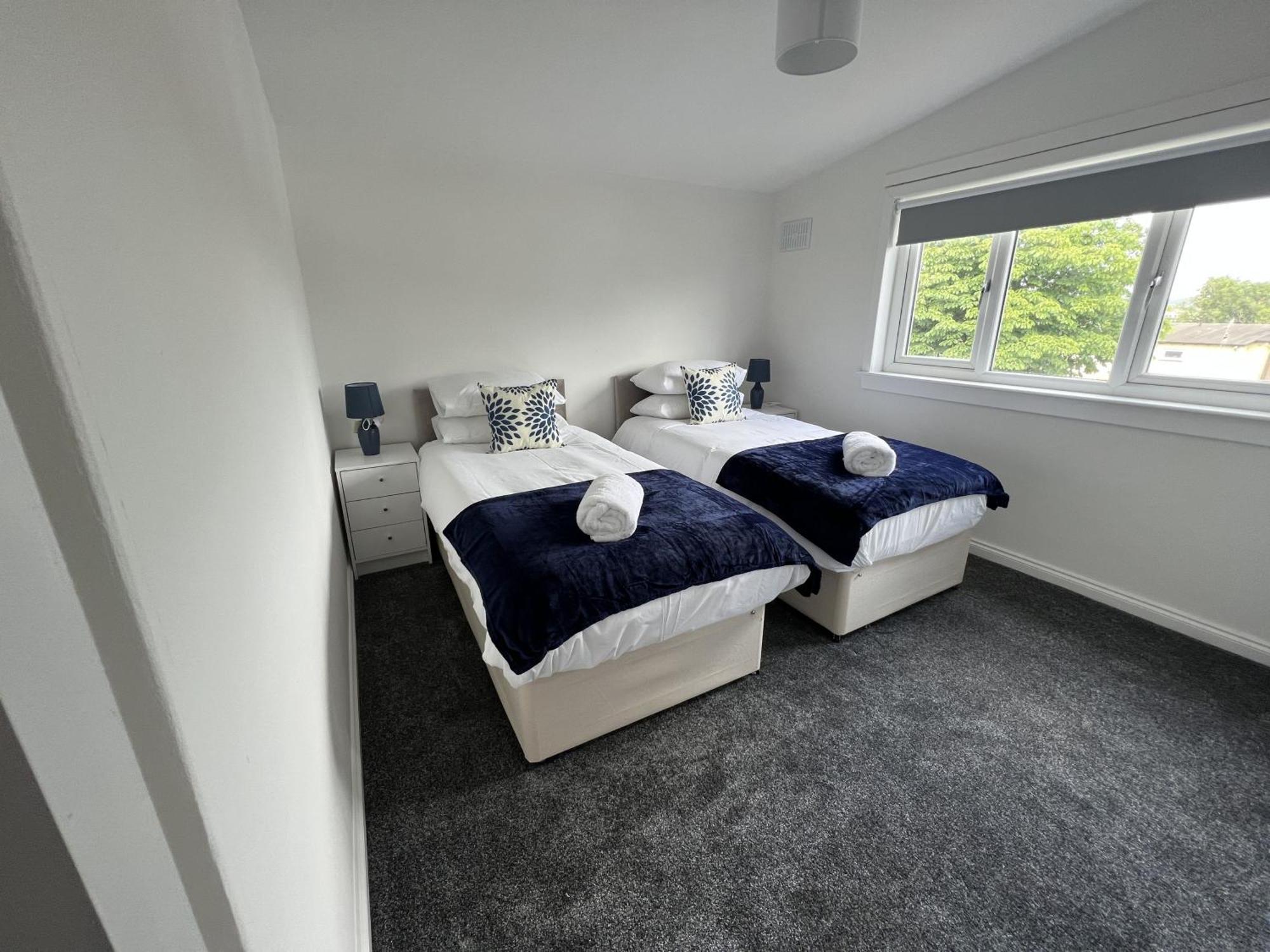 Alexander Road Villa Glenrothes Eksteriør bilde