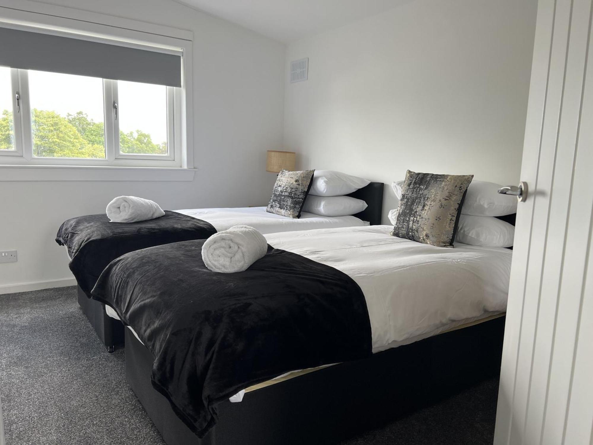 Alexander Road Villa Glenrothes Eksteriør bilde